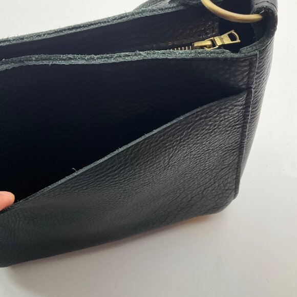 Portland Leather Goods Black Pebbled Leather Triangle Shoulder Bag - Picture 9 of 15